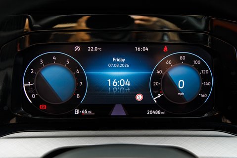 Volkswagen Golf LIFE TSI 14