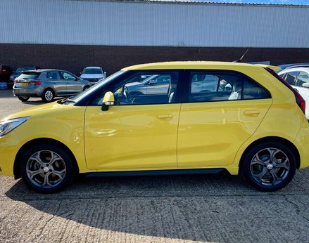 MG MG3 1.5 MG3 Exclusive Nav VTi-Tech 5dr 11