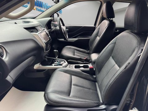 Nissan Navara 2.3 dCi Tekna Auto 4WD Euro 6 4dr 37