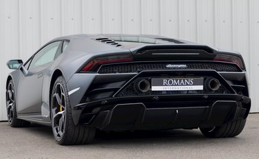 Lamborghini Huracan LP610-2 EVO RWD 3