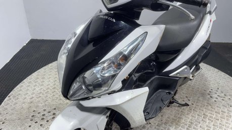 Honda Vision NSC 50 R 2014 17K RUNNING PROJECT SCOOTER 50CC SPARES OR REPAIR 25