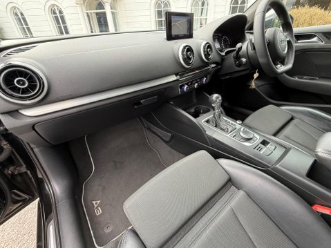Audi A3 1.4 TFSI CoD S line S Tronic Euro 6 (s/s) 3dr 42