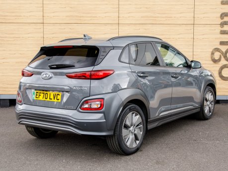 Hyundai KONA PREMIUM SE