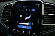 Volvo XC90 2.0 XC90 R-Design B5 MHEV AWD Auto 4WD 5dr 38