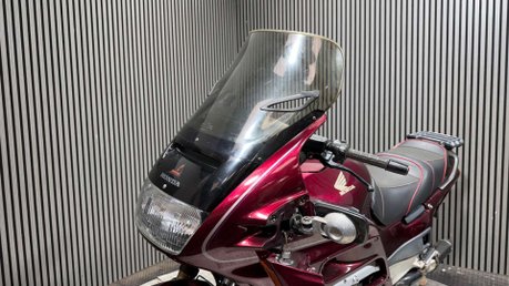 Honda ST 1997 ONLY 32K GOOD RUNNING CLASSIC TOURER BIKE 1100CC 15