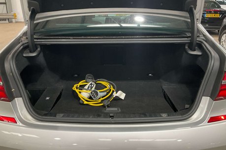 BMW 7 Series 2.0 740e 9.2kWh M Sport Saloon 4dr Petrol Plug-in Hybrid Auto Euro 6 (s/s)  9