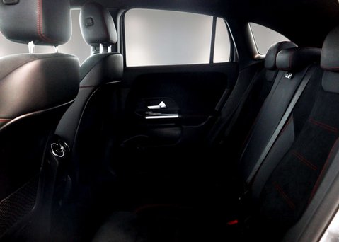 Mercedes-Benz GLA 1.3 GLA 180 AMG Line Premium Auto 5dr 46