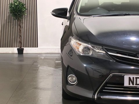 Toyota Auris 1.6 V-Matic Excel Euro 5 5dr 47