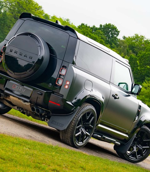 Land Rover Defender V8 Carpathian Edition 1