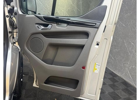 Ford Transit Custom 2.0 300 EcoBlue Limited Crew Van Double Cab 5dr Diesel Manual L1 H1 Euro 6 29