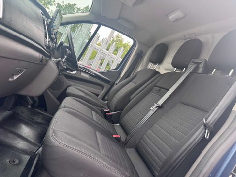 Ford Transit Custom 2.0 300 EcoBlue Limited Panel Van 5dr Diesel Manual L2 H1 Euro 6 (s/s) (130 30