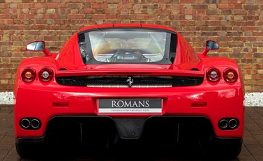Ferrari Enzo 5