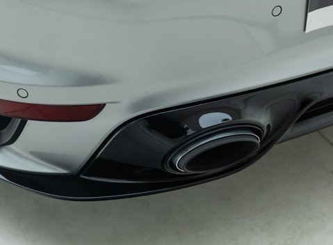 Porsche 911 Turbo S (992) 37