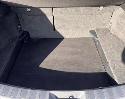 Lexus Ux 2.0 UX 250h 4x2 CVT 5dr 81