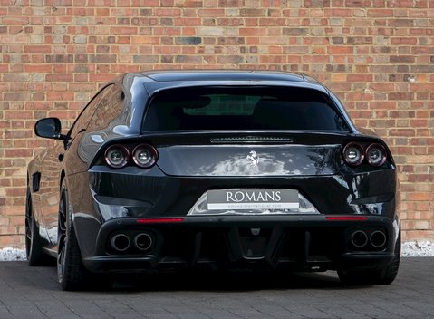 Ferrari GTC4 Lusso 3