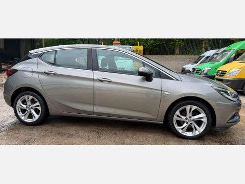 Vauxhall Astra 1.6 CDTi ecoFLEX SRi Nav Hatchback 5dr Diesel Manual Euro 6 (s/s) (110 ps) 7