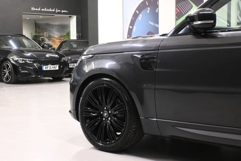 Land Rover Range Rover Sport 3.0 Range Rover Sport HSE Dynamic Black D MHEV Auto 4WD 5dr 59