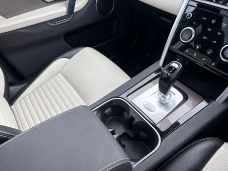 Land Rover Discovery Sport 2.0 D180 MHEV R-Dynamic SE SUV 5dr Diesel Auto 4WD Euro 6 (s/s) (180 ps) 28