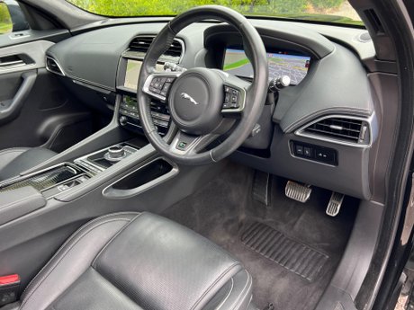 Jaguar F-Pace 2.0 D180 R-Sport Auto AWD Euro 6 (s/s) 5dr 23