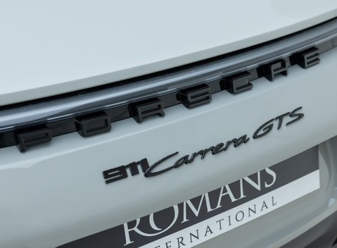 Porsche 911 Carrera GTS (992) 27
