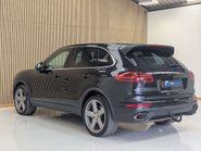 Porsche Cayenne 3.0 Cayenne V6 D Tiptronic S 4WD 5dr 21