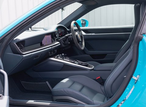 Porsche 911 (992) Carrera S 16