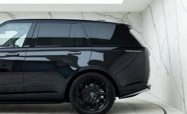 Land Rover Range Rover D300 SE 26