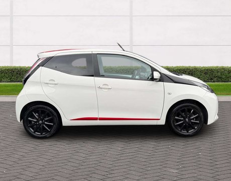 Toyota Aygo 1.0 Aygo X-Press VVT-i CVT 5dr 2