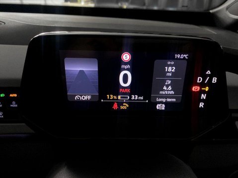 Volkswagen ID.3 Pro Performance 58kWh Business Hatchback 5dr Electric Auto (204 ps) Air Con 13
