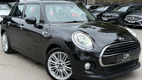 Mini Hatch COOPER D - £20 ROAD TAX - MEDIA XL -LED HEADLIGHTS -HIGH SPEC - NEW MOT 