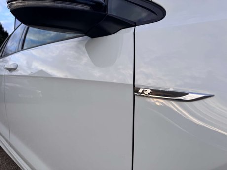 Volkswagen Golf 2.0 Golf R DSG 4WD 5dr 24