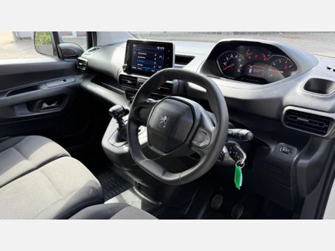 Peugeot Partner BLUEHDI PROFESSIONAL PREMIUM L1 24