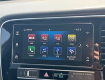 Mitsubishi Outlander (Sold) 2.4h TwinMotor 13.8kWh 4h SUV 5dr Petrol Plug-in Hybrid CVT 4WD Euro 17