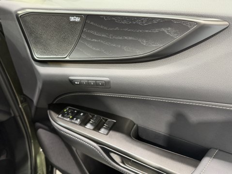Lexus NX 350H TAKUMI 61