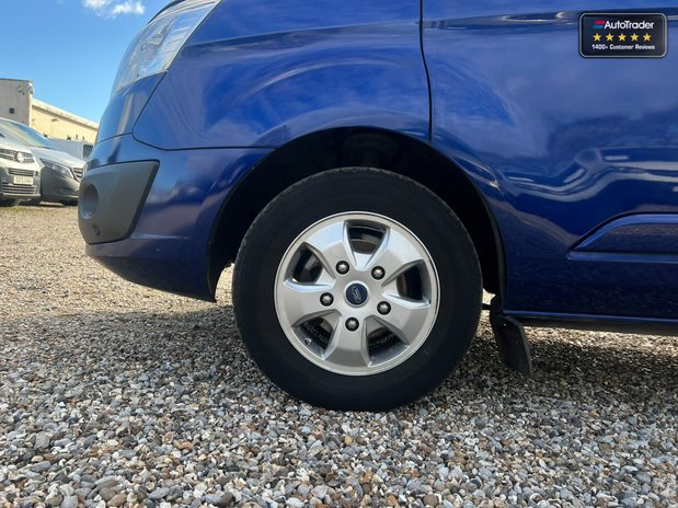 Ford Transit Custom SWB L1H1 Low Roof Limited 270 Air Con Alloys Sensors EURO 6 NO VAT 18