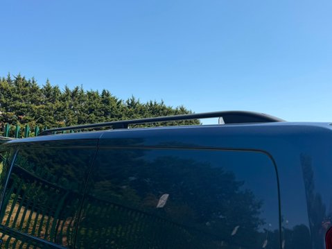 Ford Transit Custom 340 TRAIL L1H1 ECOBLUE 38