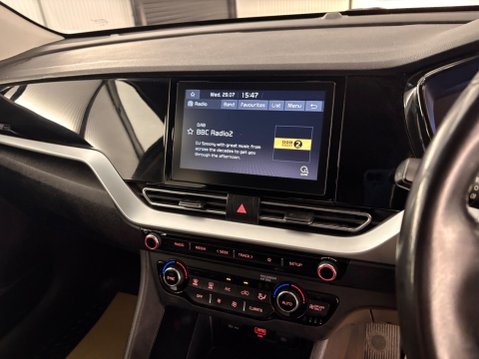 Kia Niro 1.6 GDi 2 DCT Euro 6 (s/s) 5dr 11