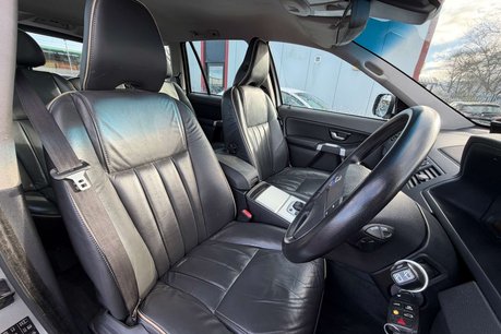 Volvo XC90 2.4 D5 SE SUV 5dr Diesel Geartronic AWD (219 g/km, 200 bhp) 30
