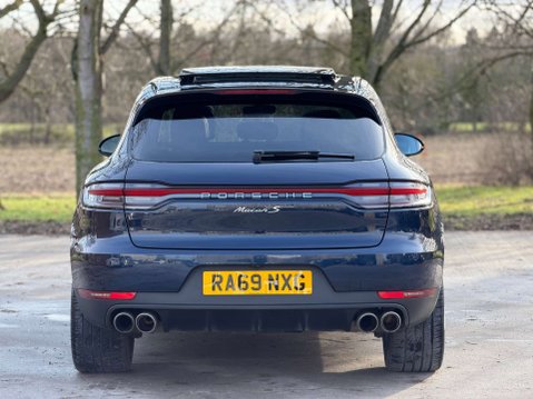 Porsche Macan 3.0 Macan S Semi-Auto 4WD 5dr 22