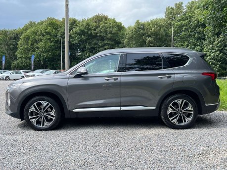 Hyundai SANTA FE 2.2 Santa Fe Premium SE CRDi Auto 4WD 5dr 10
