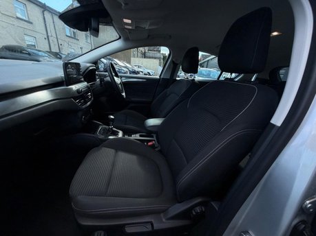 Ford Focus TITANIUM TDCI 12