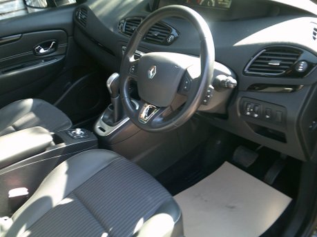 Renault Grand Scenic DYNAMIQUE NAV DCI ONLY 35,000 MILES FROM NEW 3