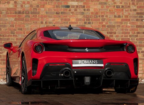 Ferrari 488 Pista 3