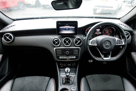 Mercedes-Benz A Class A 180 D AMG LINE 3