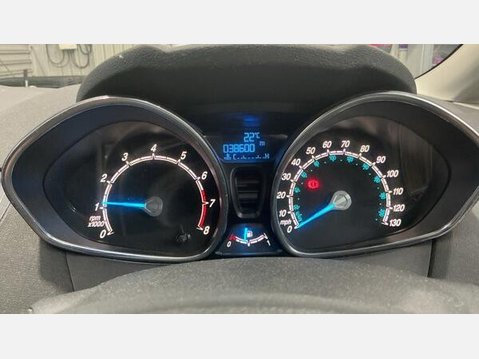 Ford Fiesta 1.0T EcoBoost Titanium Euro 5 (s/s) 5dr 8