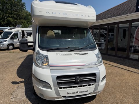 Auto-Trail Tracker EKS LOVELT LOW MILEAGE GREAT SPEC TRACKER 29