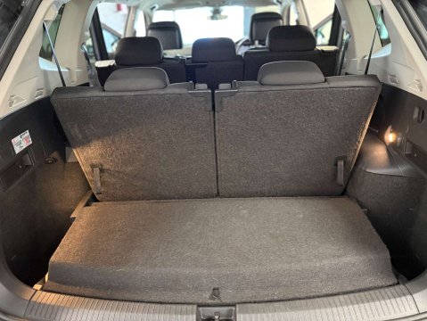 Volkswagen Tiguan 2.0 Tiguan Allspace SEL TDI 4Motion Semi-Auto 4WD 5dr 57
