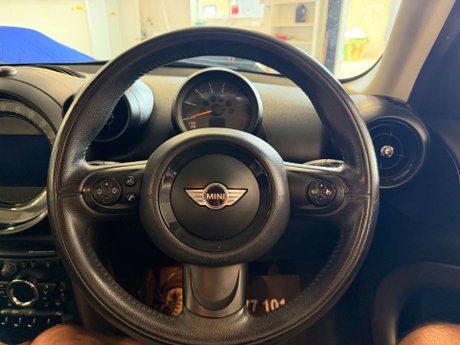 Mini Countryman 1.6 Cooper D Business Edition SUV 5dr Diesel Manual Euro 5 (s/s) (112 ps) 22