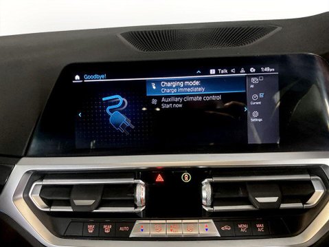 BMW 3 Series 2.0 330e 12kWh SE Pro Touring 5dr Petrol Plug-in Hybrid Auto xDrive Euro 6 15