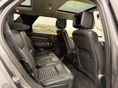 Land Rover Discovery TD6 HSE LUXURY 36